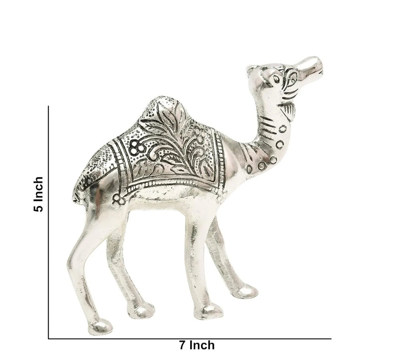 Silver Metal Camel Figurine, Detailed Engraving, Desert Animal Sculpture, Royal Home Décor