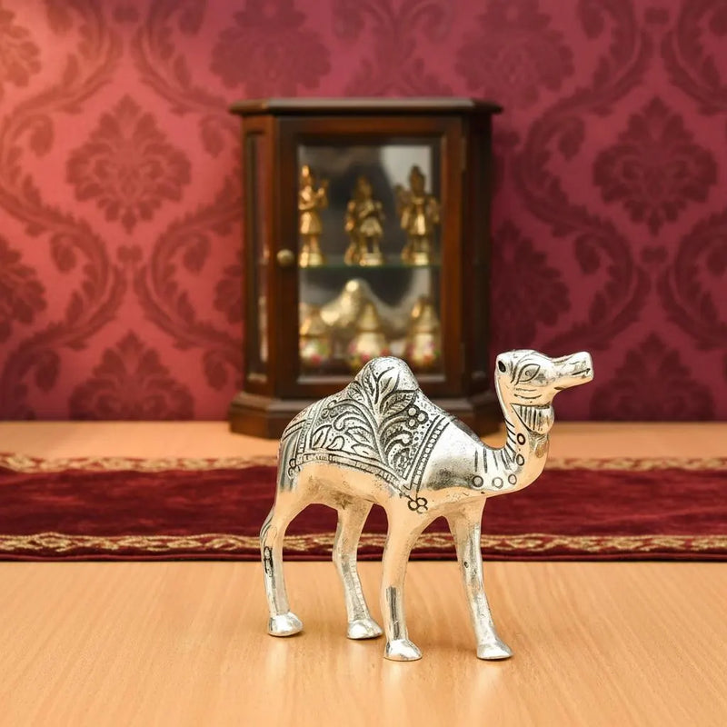 Silver Metal Camel Figurine, Detailed Engraving, Desert Animal Sculpture, Royal Home Décor