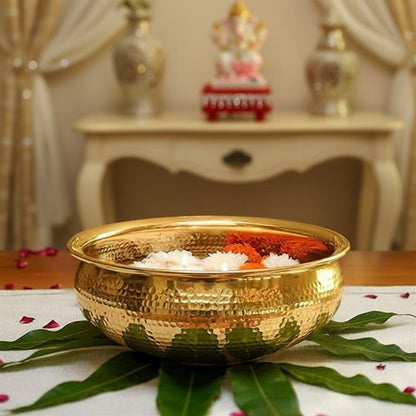 BEHOMA Classic Golden Aluminium Hammered 10" inch Urli | Navratri Durga Puja Indoor Outdoor Center Table Flower Decorative Bowl | Urali for Haldi, Mehandi, Wedding & Home Decor, Brass Finish 1Pc, 2l