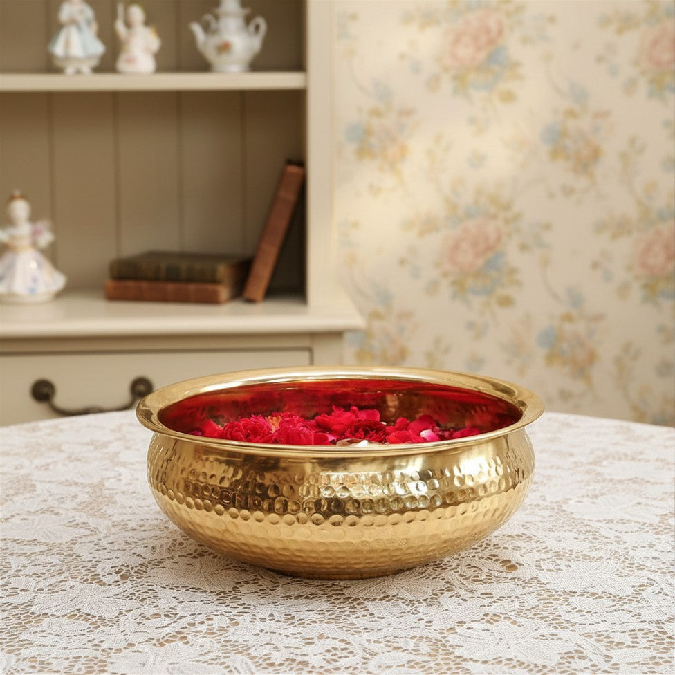 BEHOMA Classic Golden Aluminium Hammered 10" inch Urli | Navratri Durga Puja Indoor Outdoor Center Table Flower Decorative Bowl | Urali for Haldi, Mehandi, Wedding & Home Decor, Brass Finish 1Pc, 2l